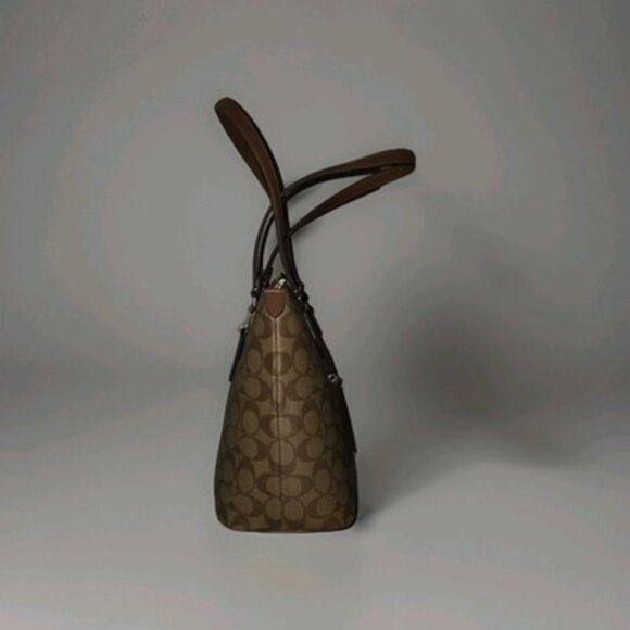 Coach CW381 Signature Canvas Khaki Saddle Shoulder Bag NEW With Tags - Picture 3 of 16